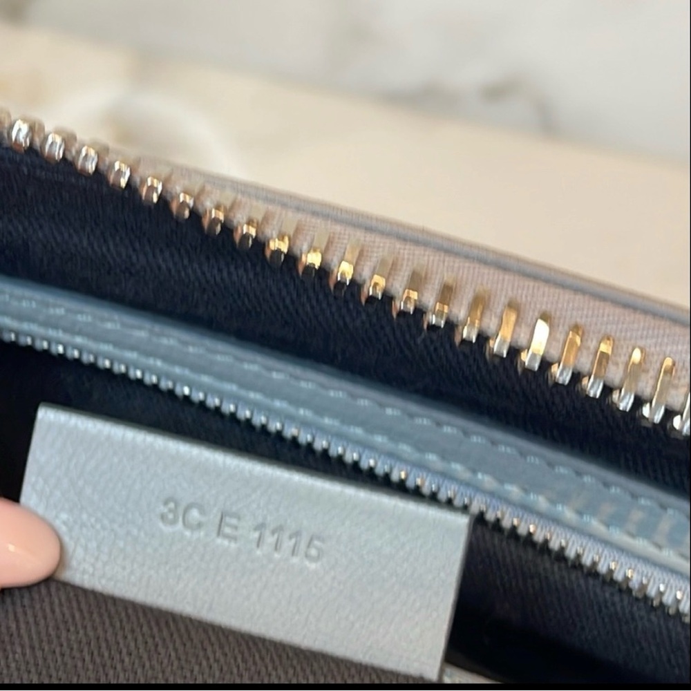 Givenchy Antigona Medium Leather Satchel | Grey | NEW - Picture 15 of 16